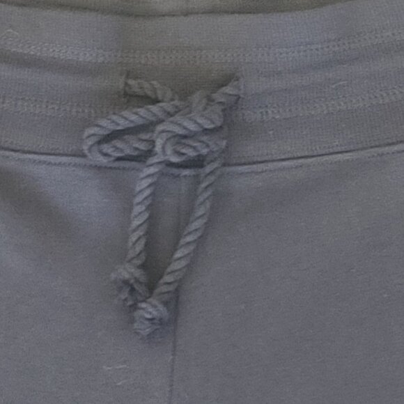 NWT EDDIE BAUER Cotton Blend Black Casual Capri Pants Soft Stretch Size Large - Picture 4 of 9